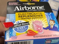 AirBorne Immune Support Supplement Electrolyte Replenisher + Immune Support Strawberry Lemonade