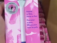 Smooth on Skin Sharp on Hair , 1 Razor 2 Cartridges (600 Pcs Pallet)