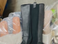 SHOES PLT - (180 Pcs Per Pallet)