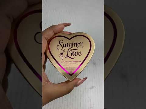 I Heart Revolution Summer Of Love Triple Baked Bronzer Love Hot Summer