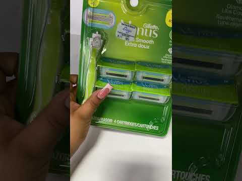 Gillette Venus Smooth Doux Mix includes 1 Razor & Cartridges 